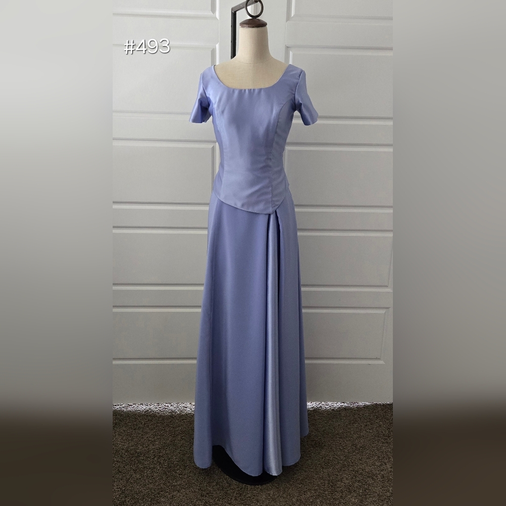 Blue Short Sleeve Crepe 2-Piece Formal Dress